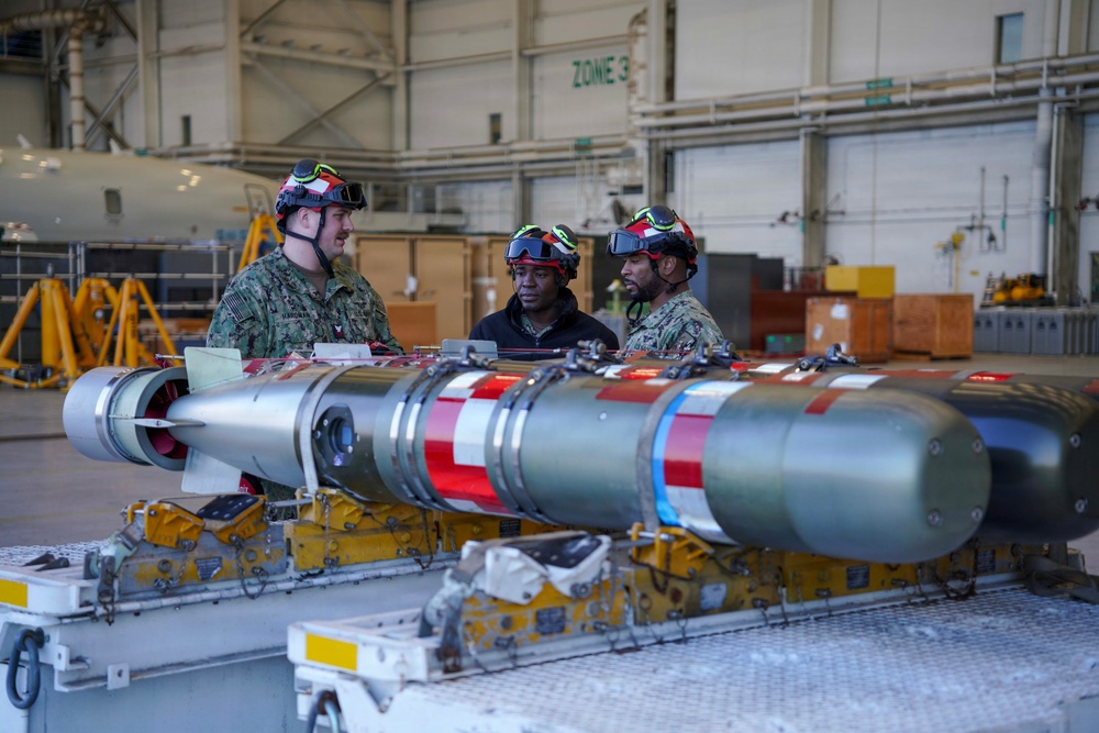 PATROL SQUADRON 5 FLIGHTLINE OPERATIONS
