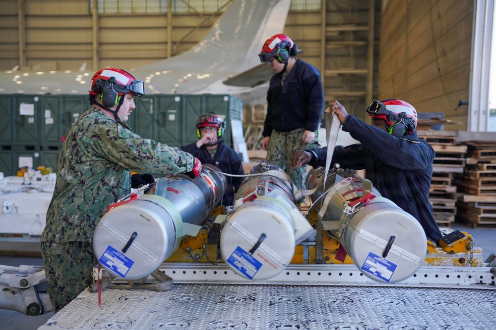 PATROL SQUADRON 5 FLIGHTLINE OPERATIONS