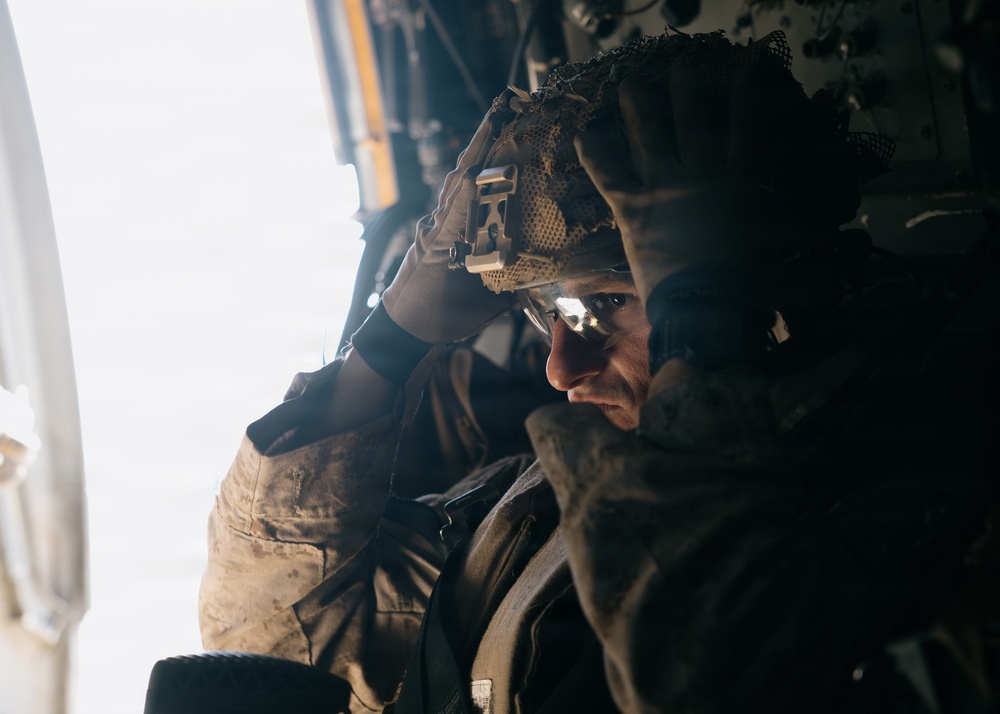 11th MEU Marines, Sailors Conduct Tactical Recovery of Aircraft and Personnel Rehearsal