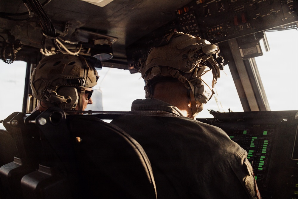 11th MEU Marines, Sailors conduct LCAC operations