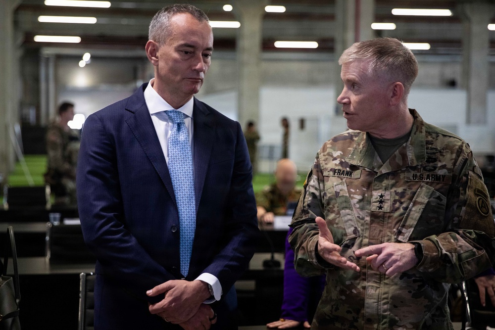 High Representative for the Administration of Gaza Visits CMCC