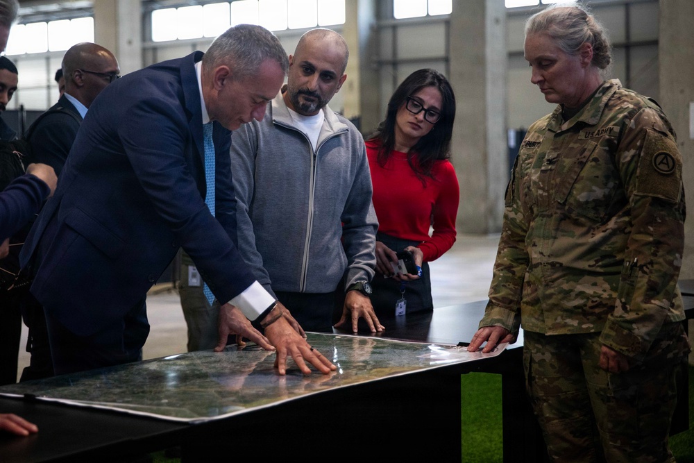 High Representative for the Administration of Gaza Visits CMCC