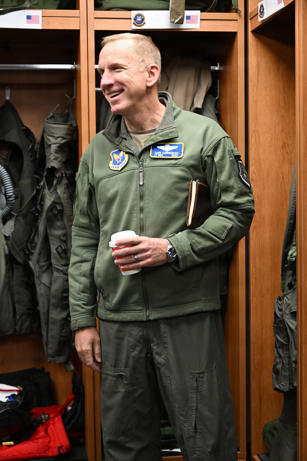 Cunningham visits Ebbing ANGB