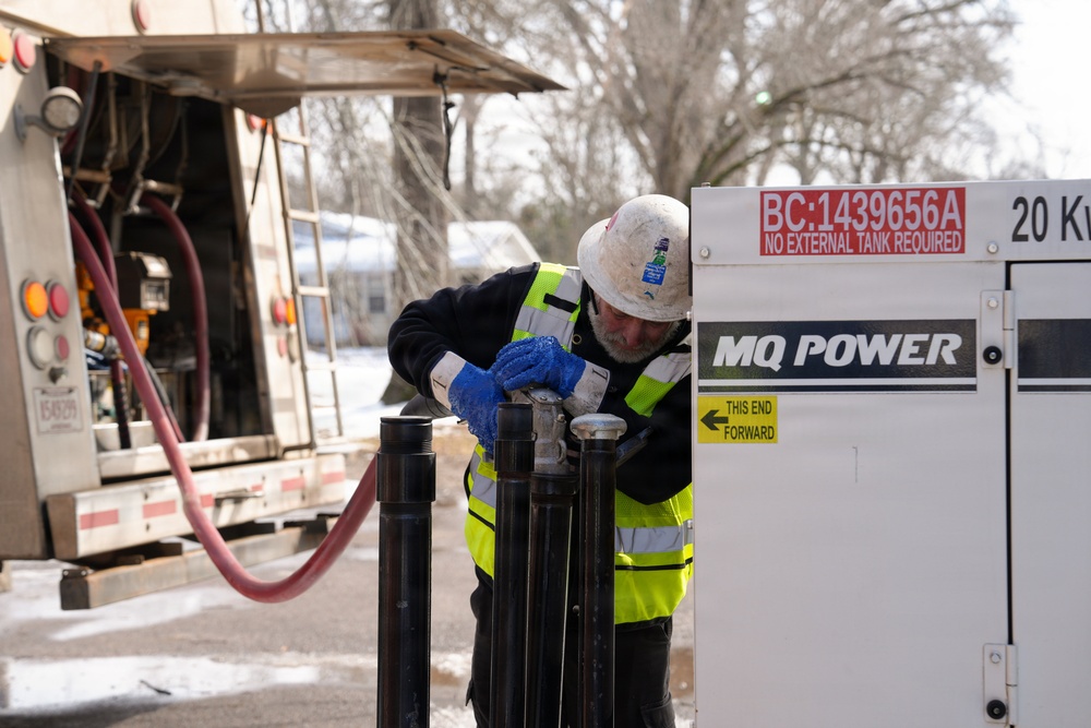 U.S. Army Corps of Engineers and FEMA Deliver Generator to Potts Camp City Hall
