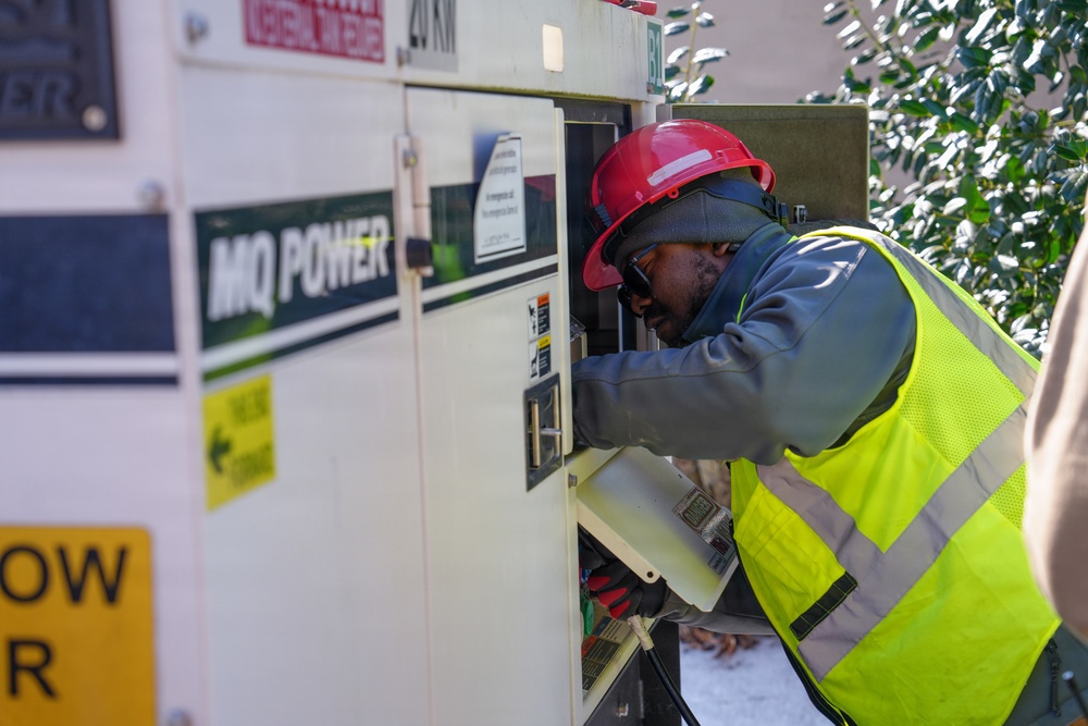 U.S. Army Corps of Engineers and FEMA Deliver Generator to Potts Camp City Hall