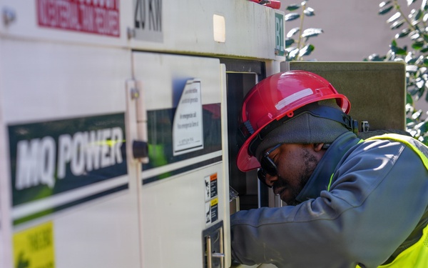 U.S. Army Corps of Engineers and FEMA Deliver Generator to Potts Camp City Hall