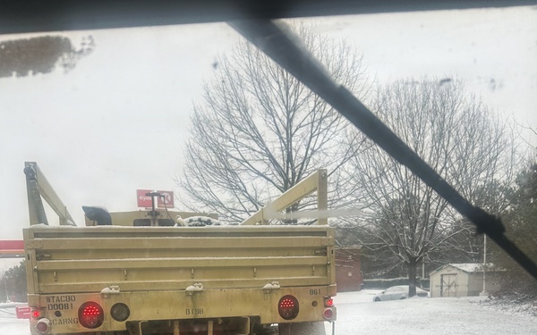 228th Theater Tactical Signal Brigade vehicle-recovery teams continue Winter Storm Gianna response