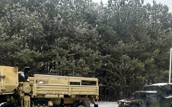 228th Theater Tactical Signal Brigade vehicle-recovery teams continue Winter Storm Gianna response