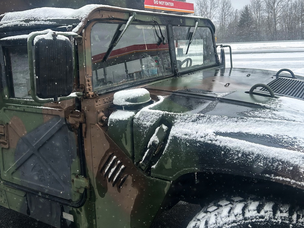 228th Theater Tactical Signal Brigade vehicle-recovery teams continue Winter Storm Gianna response
