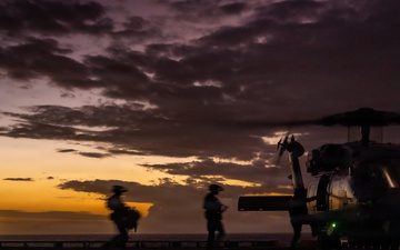 22ND MEU (SOC) | MSRT and MSPF Conduct Aerial Night Sniper Live Fire