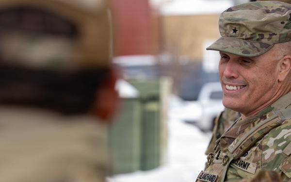 D.C. National Guard commander engages Soldiers, Airmen on D.C. Safe and Beautiful mission