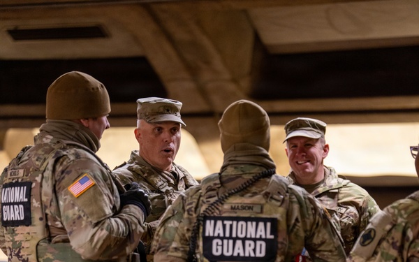 D.C. National Guard commander engages Soldiers, Airmen on D.C. Safe and Beautiful mission