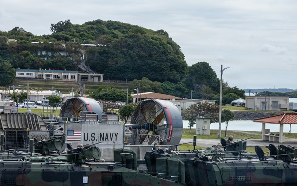 31st MEU | Conducts routine onload operations