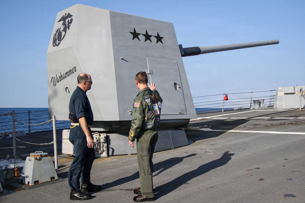 Frank E. Petersen Jr. hosts Abraham Lincoln executive officer