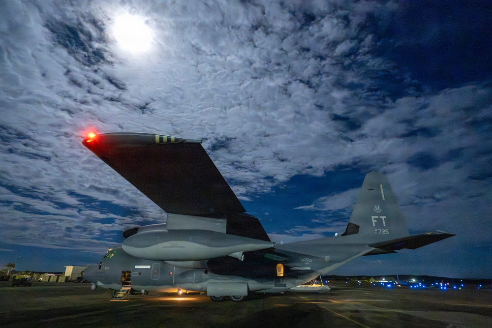 U.S. Military aircraft support Operation Absolute Resolve