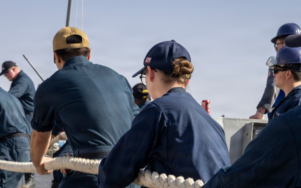 USS Delbert D. Black (DDG 119) Departs Eilat, Israel