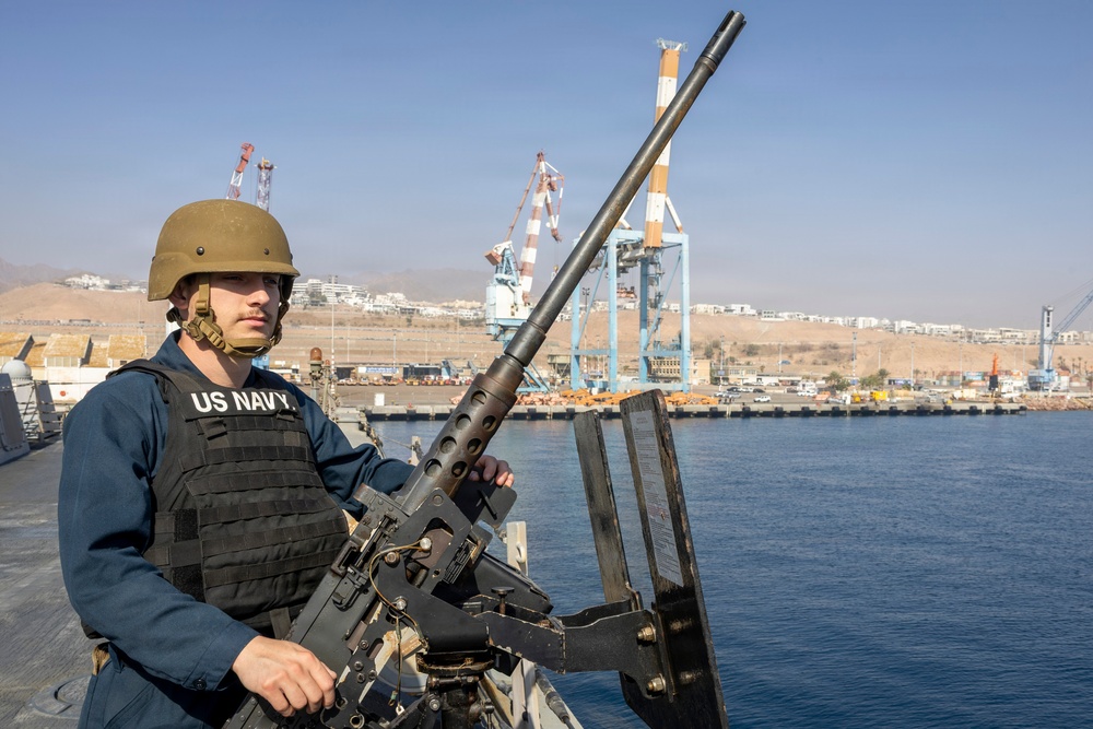 USS Delbert D. Black (DDG 119) Departs Eilat, Israel