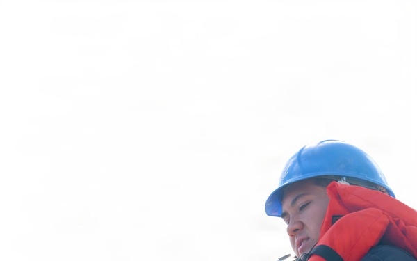USS Mahan (DDG 72) Replenishment-at-Sea