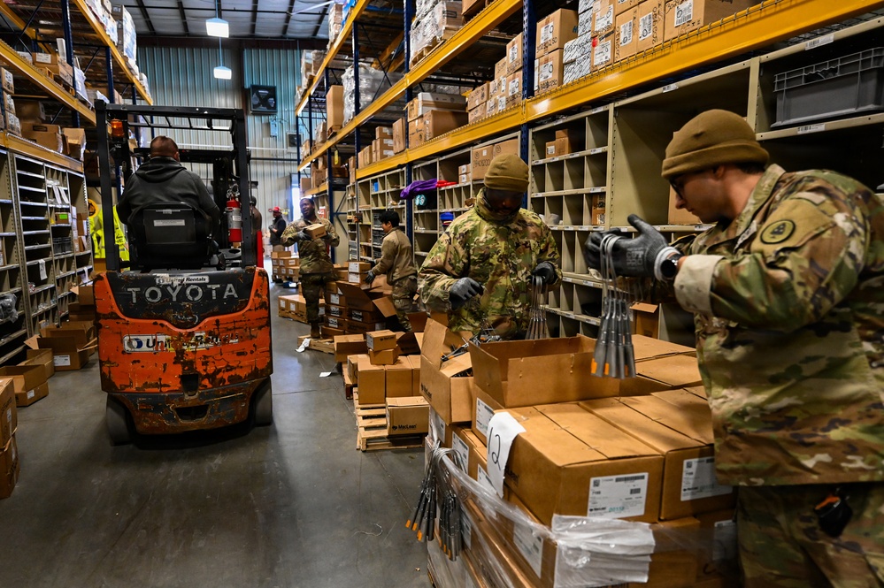 Unpacking storm kit items