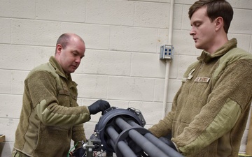 138th Aircraft Maintenance Squadron Airmen inspect F-16 Viper weaponry