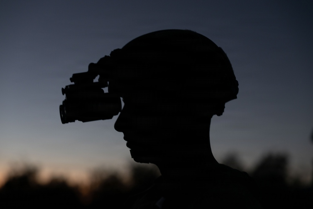 12th LCT’s Charlie Company Executes Fire Team Attacks at Night
