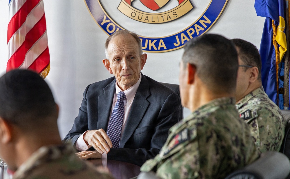 DHA Acting Director Visits U.S. Naval Hospital Yokosuka