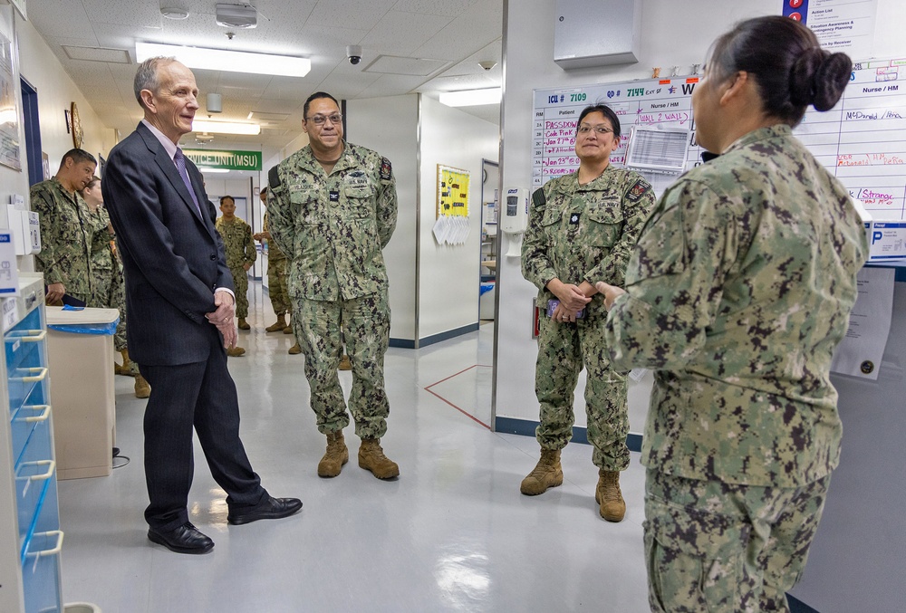 DHA Acting Director Visits U.S. Naval Hospital Yokosuka