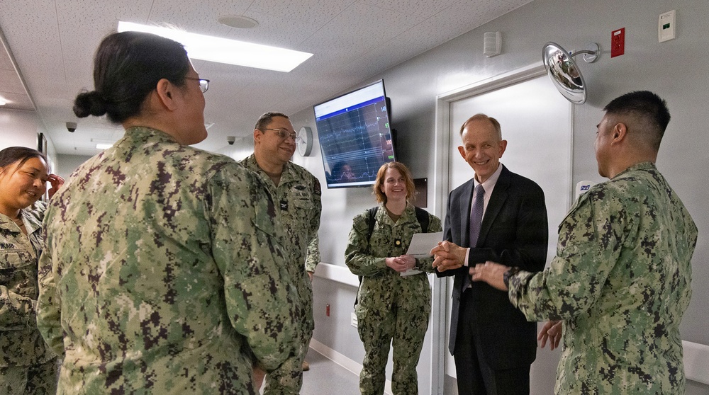 DHA Acting Director Visits U.S. Naval Hospital Yokosuka