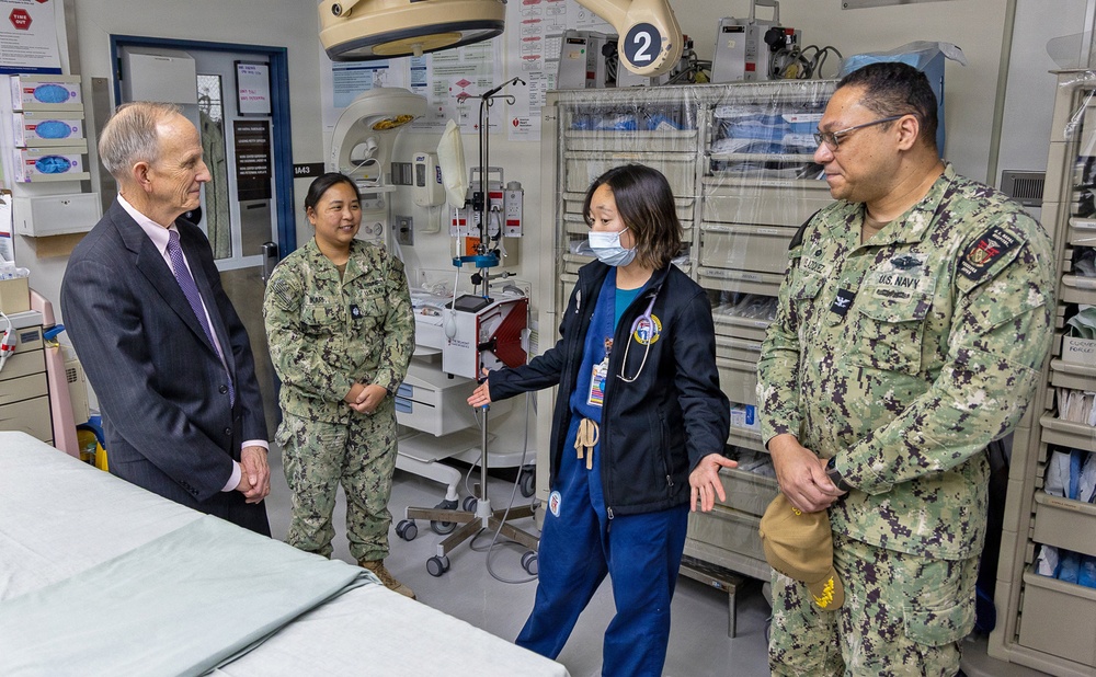 DHA Acting Director Visits U.S. Naval Hospital Yokosuka