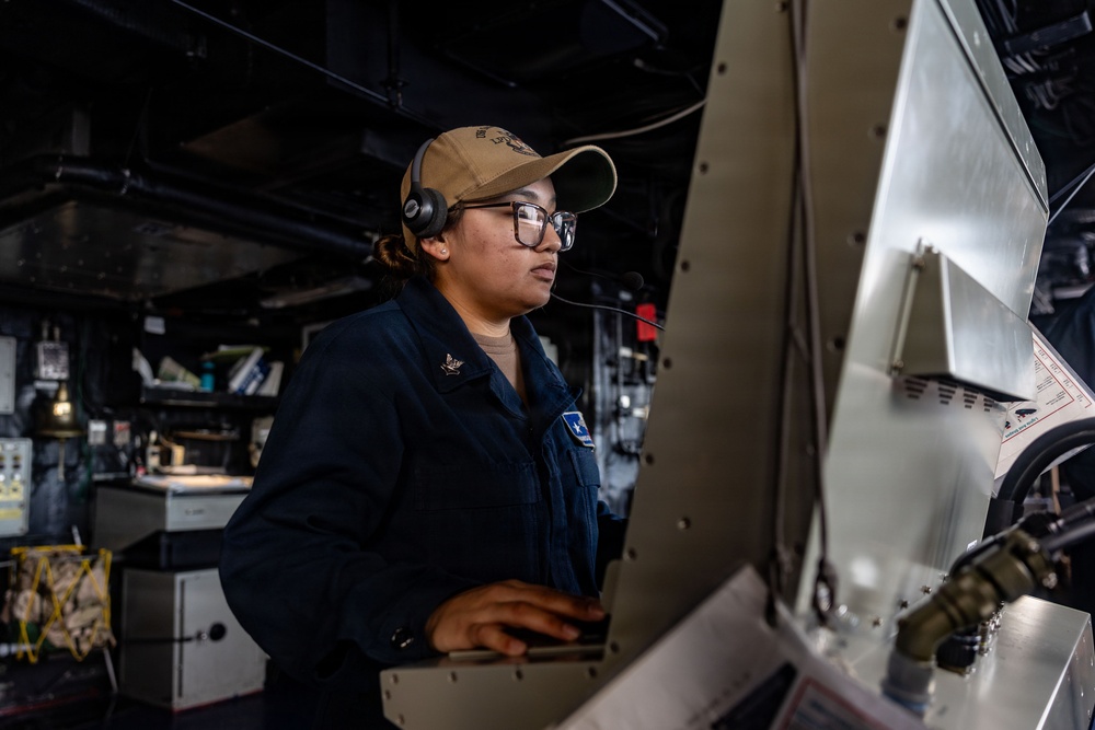 USS San Antonio (LPD 17) Conducts General Quarters