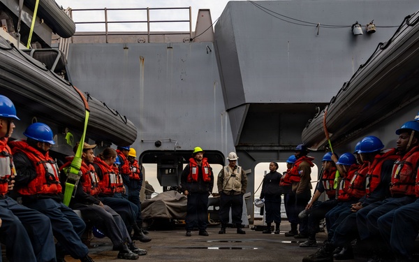 USS San Antonio (LPD 17) conducts small boat operations.