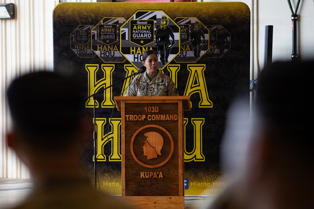 Aloha New Commander of Det 1, G Co, 3-126th