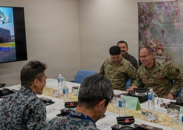 374 AW DCOM visits JASDF OSW