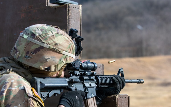 6-37 FA conducts weapon qualification