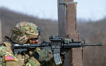 6-37 FA conducts weapon qualification