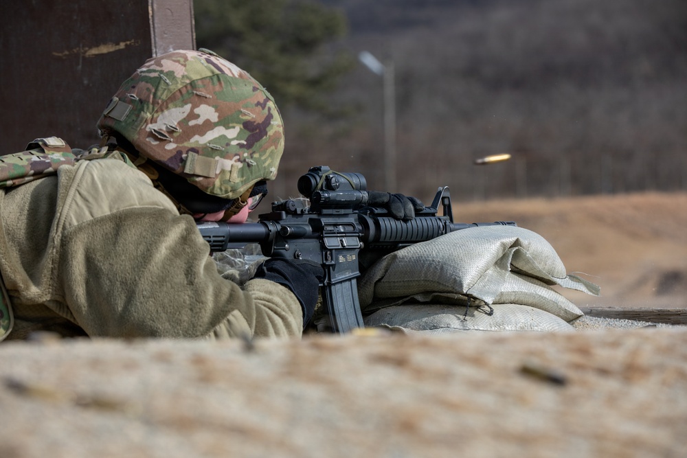 6-37 FA conducts weapon qualification