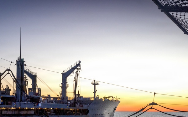 11th MEU Marines, Sailors Conduct Replenishment at Sea Aboard USS Comstock