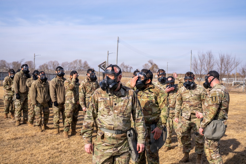 HHC 304th ESBE Conducts CBRN and Confidence Chamber Training