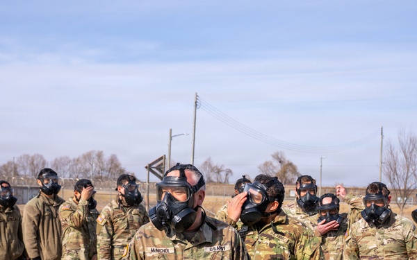 HHC 304th ESBE Conducts CBRN and Confidence Chamber Training