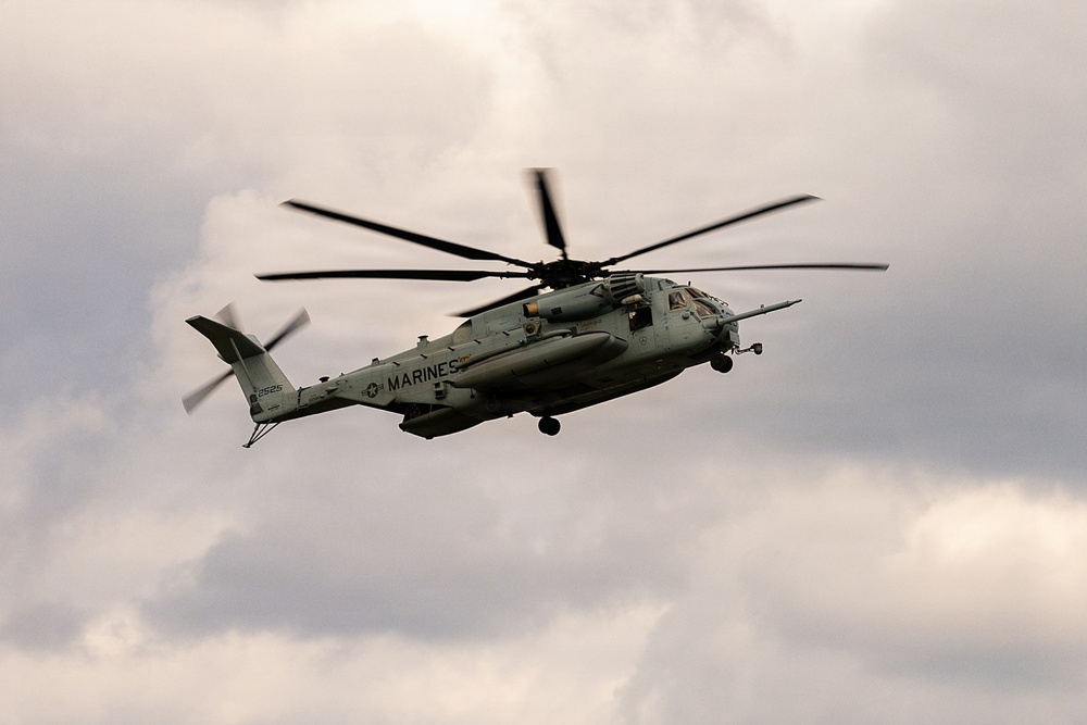 MCCRE | U.S. Marines with V27 Conduct Helo Raid
