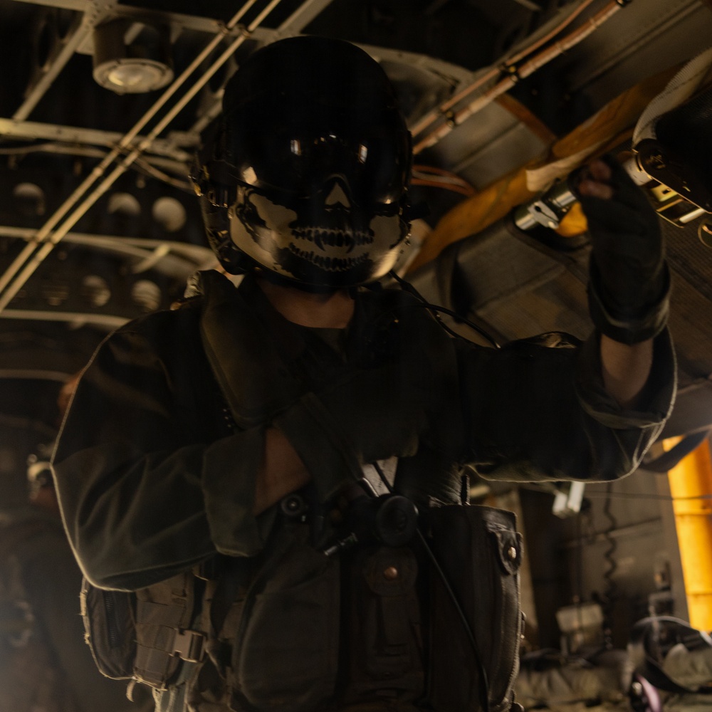 MCCRE | U.S. Marines with V27 Conduct Helo Raid