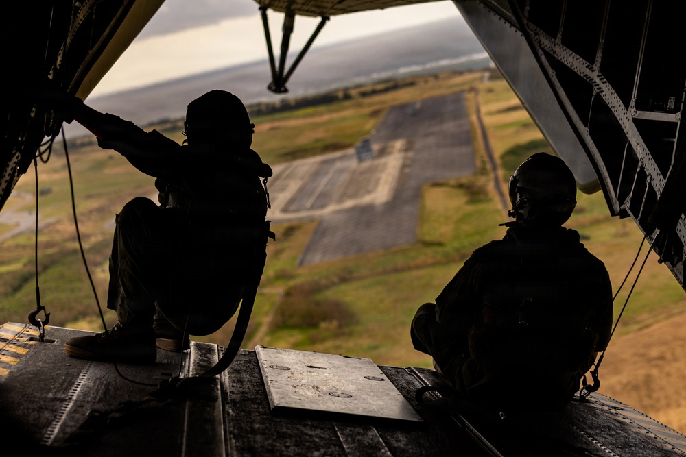 MCCRE | U.S. Marines with V27 Conduct Helo Raid