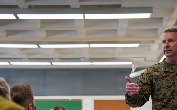 U.S. Naval Academy Superintendent Visits NAPS