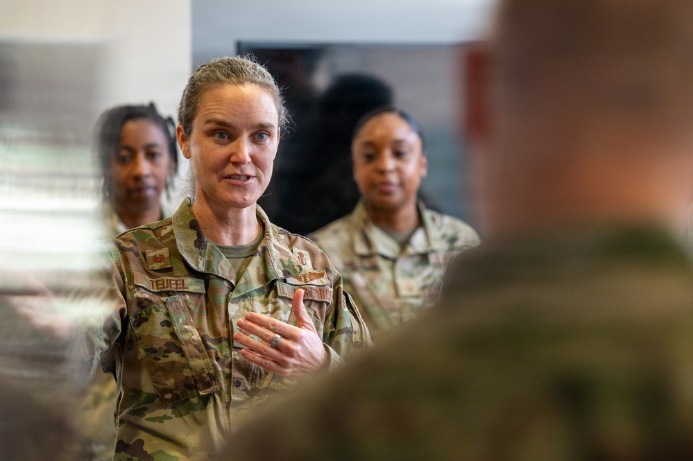 CNGB visits DC Air Guard medical group