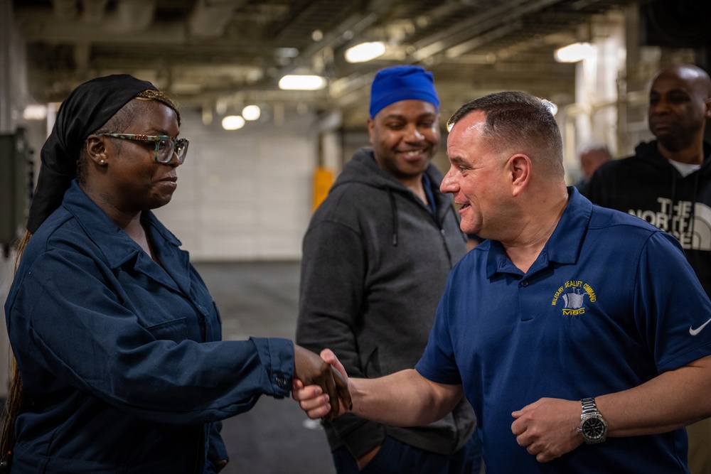 Commander, Military Sealift Command visits USNS Medgar Evers (T-AKE 13)