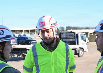 Savannah District Deputy speaks with Chief of Engineers