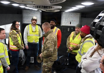 Chief of Engineers Meets With Power Team in Grenada