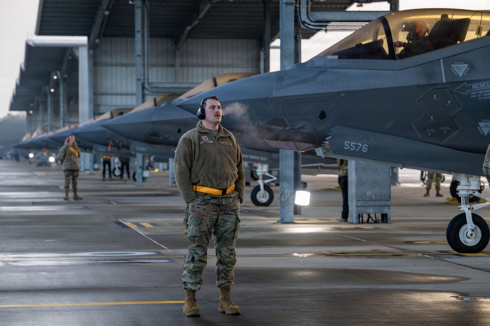 493rd FS and FGS take to the skies during Point Blank 26