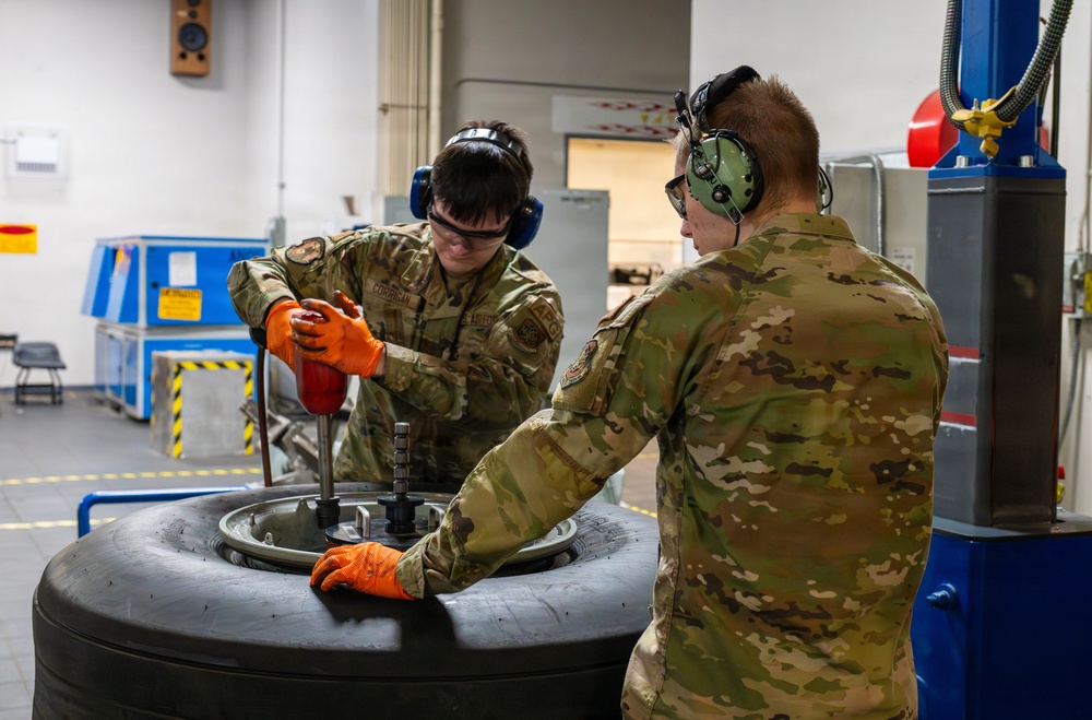 92 MXS Wheel and Tire Shop