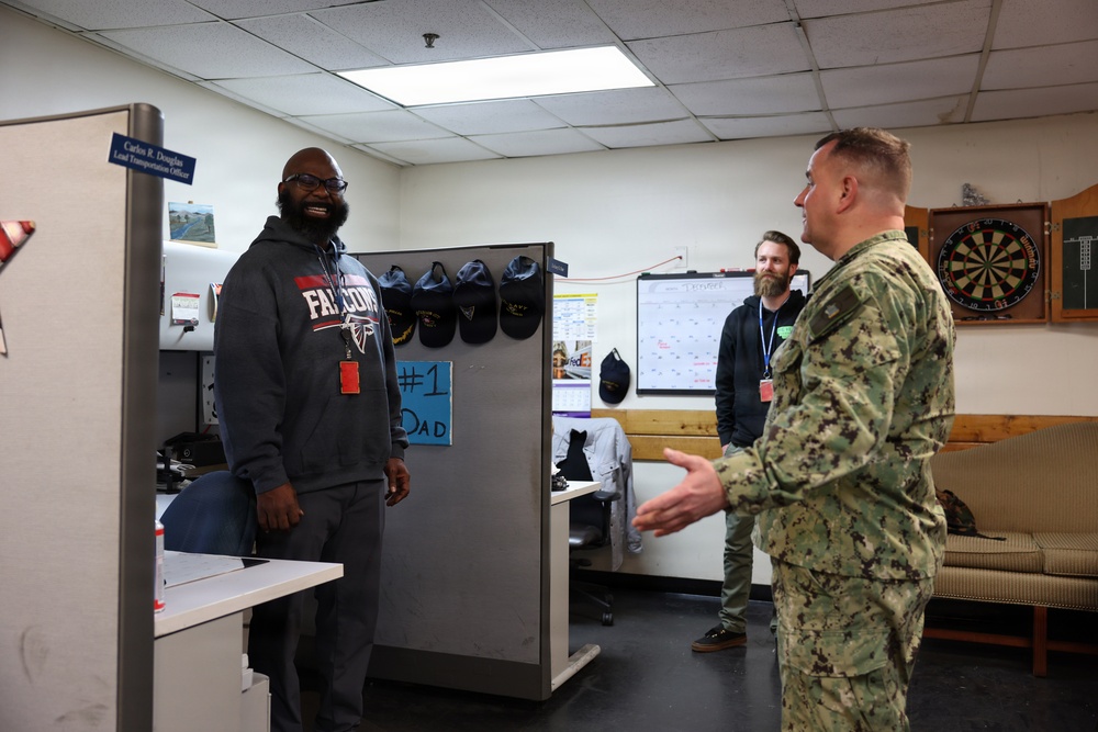 Commander, Military Sealift Command visits MSC Logistics leadership